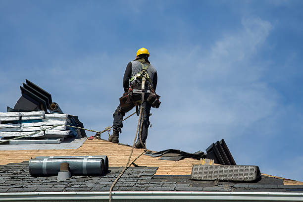 Professional Roofing technician working in Richlandtown, PA
